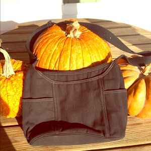 Casual Carryall 31 purse